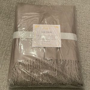 Melange Home Plaza collection silk throw